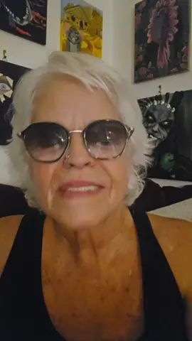 Purple people eater #medicatedmema8 #medicatedmema2 #medicatedmema1 #medicatedmema444 #purplepeopleeater 