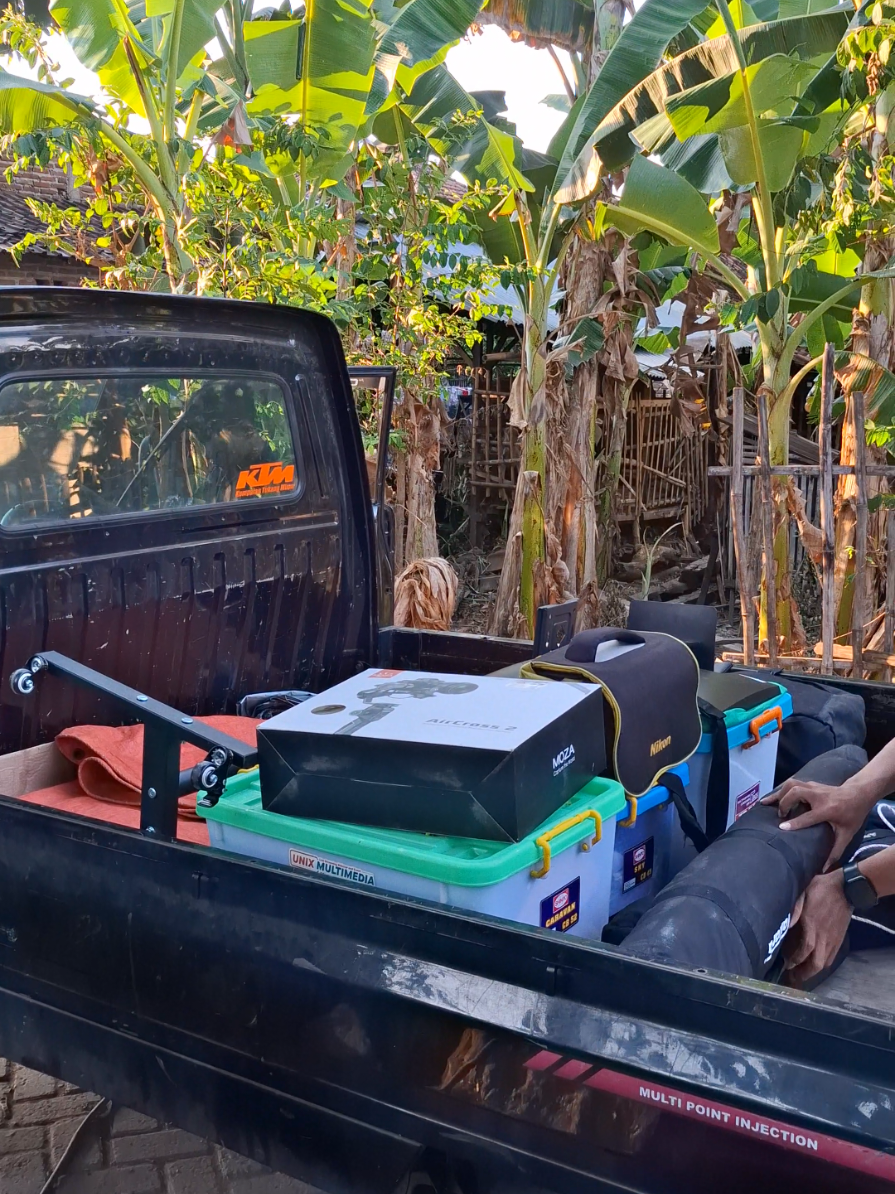 budial shooting @chozinxoxo @Dimss @kuli visual.png  #fypage #videographer #livestreaming #livestreaming #videoshooting 