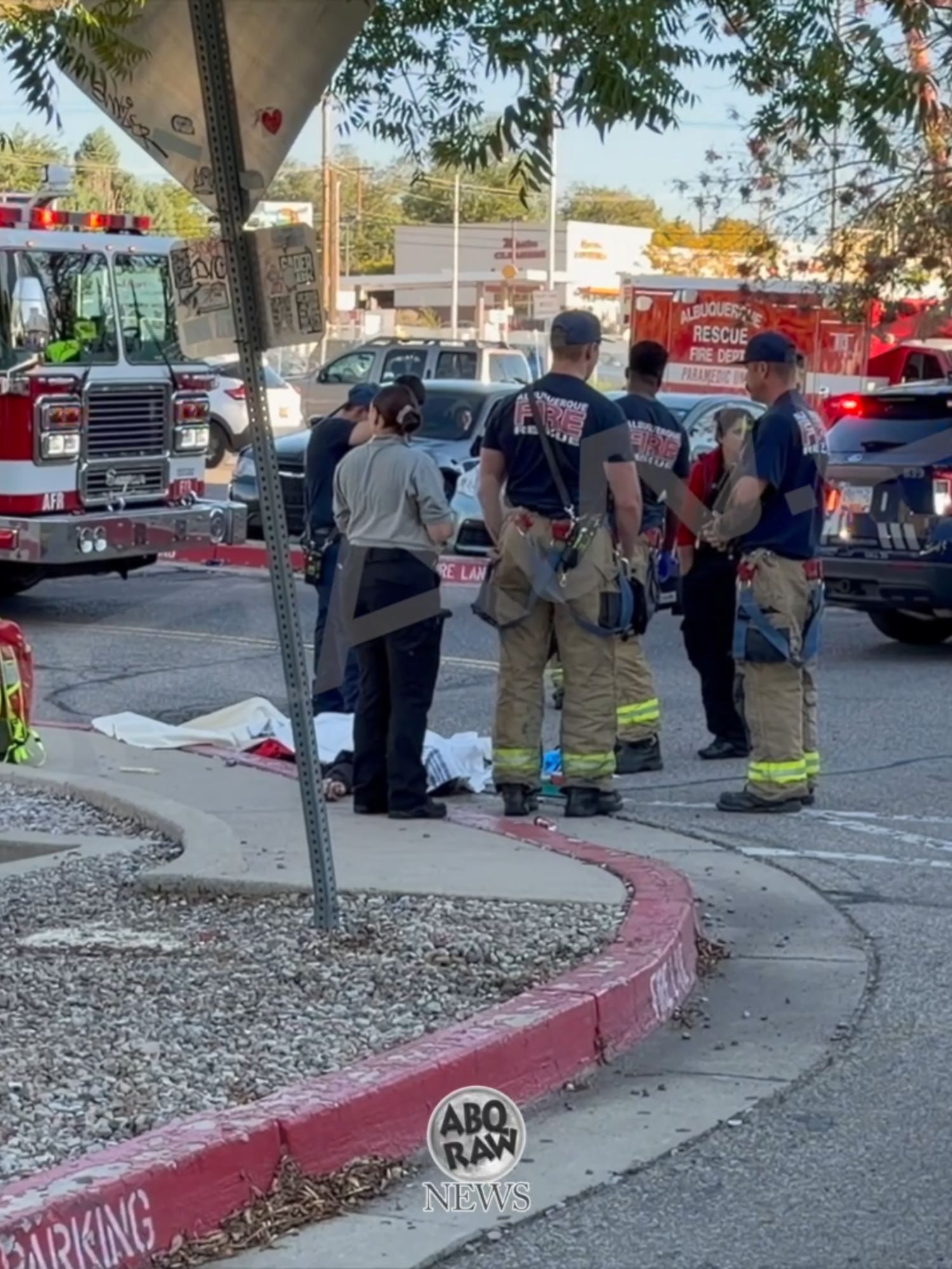 Homicide #101 at Spirit Halloween - Go to ABQRAW.com for further information. #fyp #fypシ #albuquerque #abq #news #oneabq #abqraw #fyppppppppppppppppppppppp #fypツ #newmexico