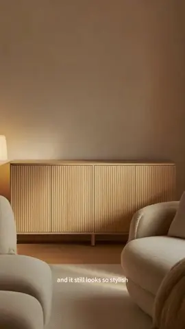 Fluted doors, natural wood, and plenty of storage 🌿 This sideboard makes my living room look stylish and organized. Total home upgrade! #Giratree #Giratreefurniture #ModernHome #FurnitureGoals