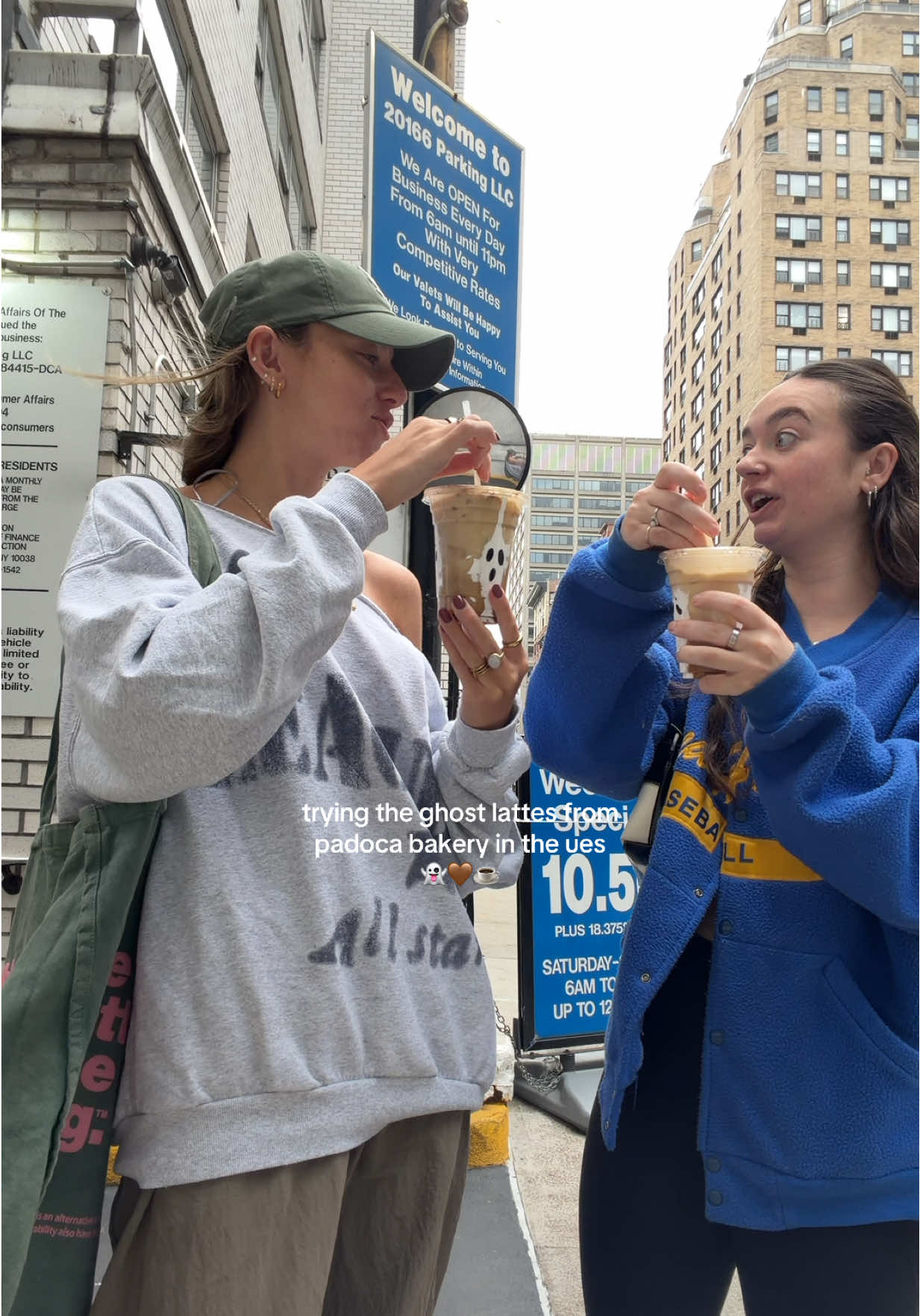 @Padoca Bakery in the UES has the cutest ghost lattes ever u must go before Halloween 👻🤭🚕 #padocabakery #halloween #nychalloween #nyccoffeeshop #uescoffee 