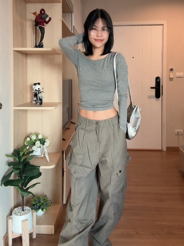 keren bgt eiy cakep gk kaku kainnya jatuh adem nyaman dipakai dan pas dipingggang  #jeans #jeanswanita #jeanspria #celanaterbaru 