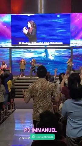Praise and Worship Night with  Ps. Jacqueline Celose. 🙏🛐 #praiseandworship #pdimmanuel #gbigajahmadasemarang 