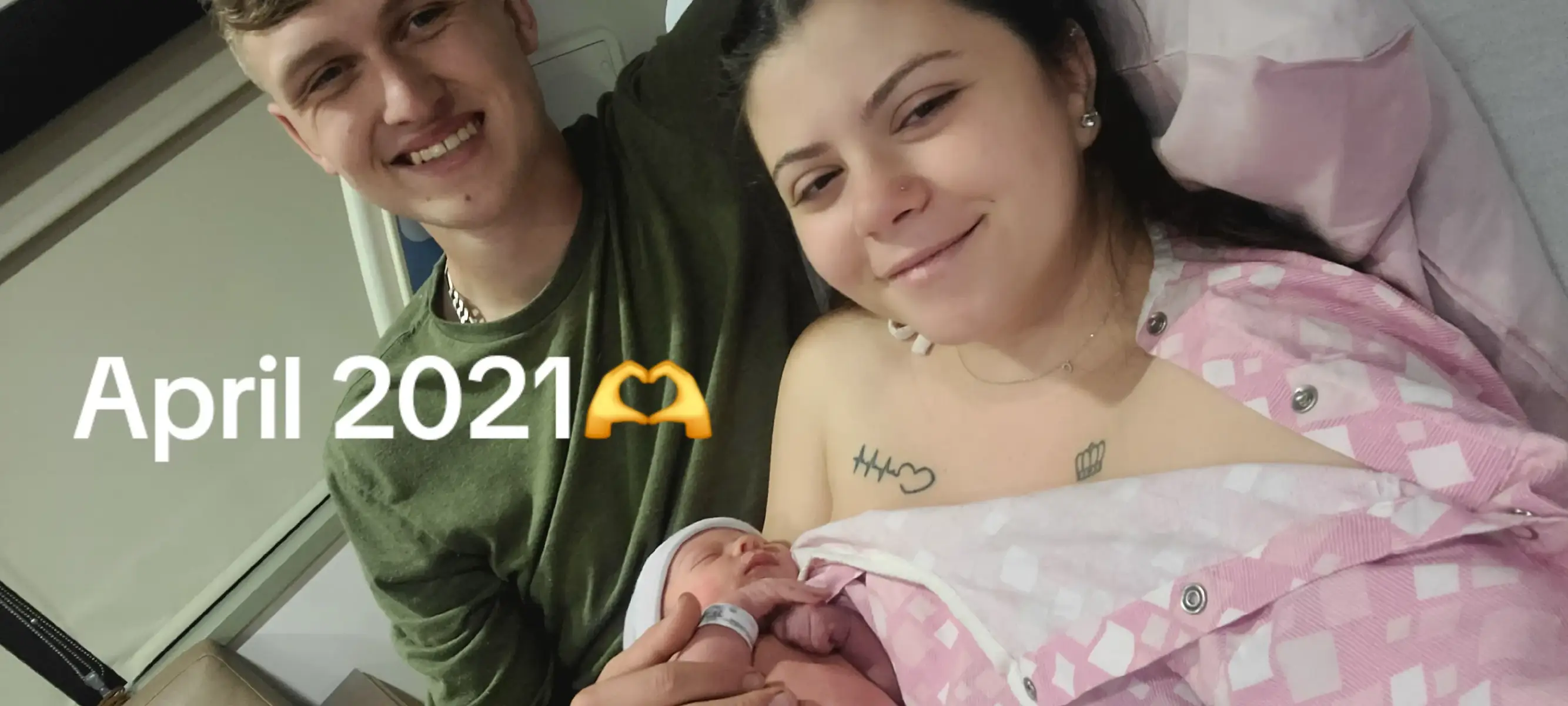 Would you believe me if I said only 1 was planned 😂 #Siblings #momlife #momofboth💙💗  Can we also talk about how dad looks extremely different and I look the exact same 😂