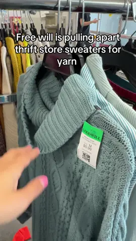 Reduce, reuse, recycle ♻️ #yarn #yarntok #knitting #knit #crochet 