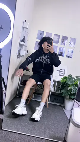 Kecee euy hoodienya🤩🤩🫵🏻🤤🤤#outfitideas #outfit #jaket #hoodie 