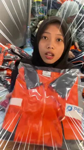 Di luar kekuatan bagus tapi bagian dalam acak-acakan?? #konveksisurabaya #produksi #fyppppppppppppppppppppppp #shikagarmentmanufacture #konveksibaju 