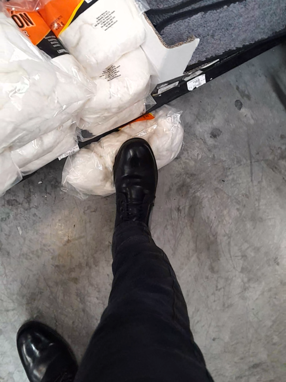 Black Boots crushing in store‼️ #blackboots #undermyblackboots #crushing #crushingasmr 