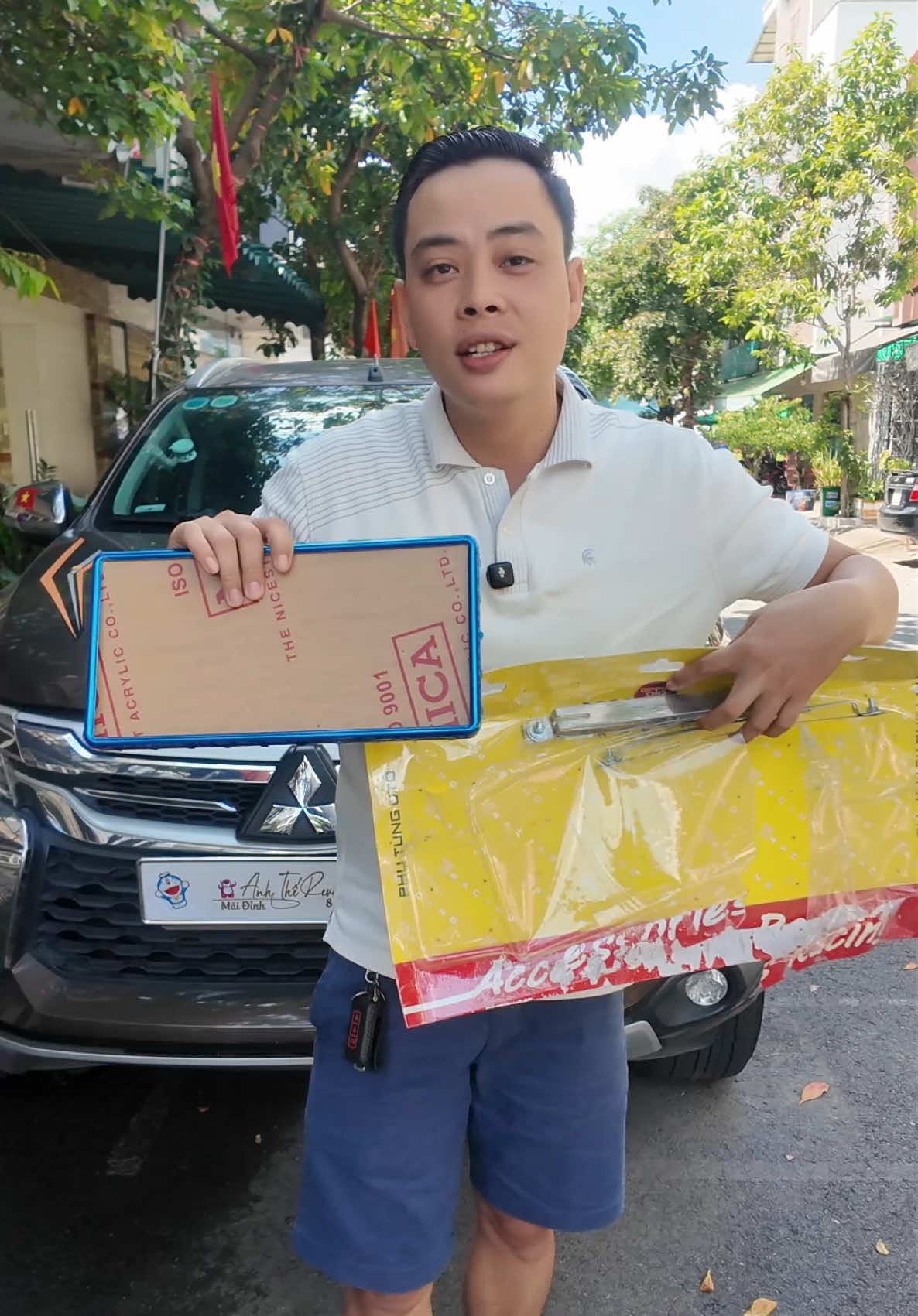 Các bác mua khung biển số oto lưu ý nhé #khungbiensooto #phukienoto 