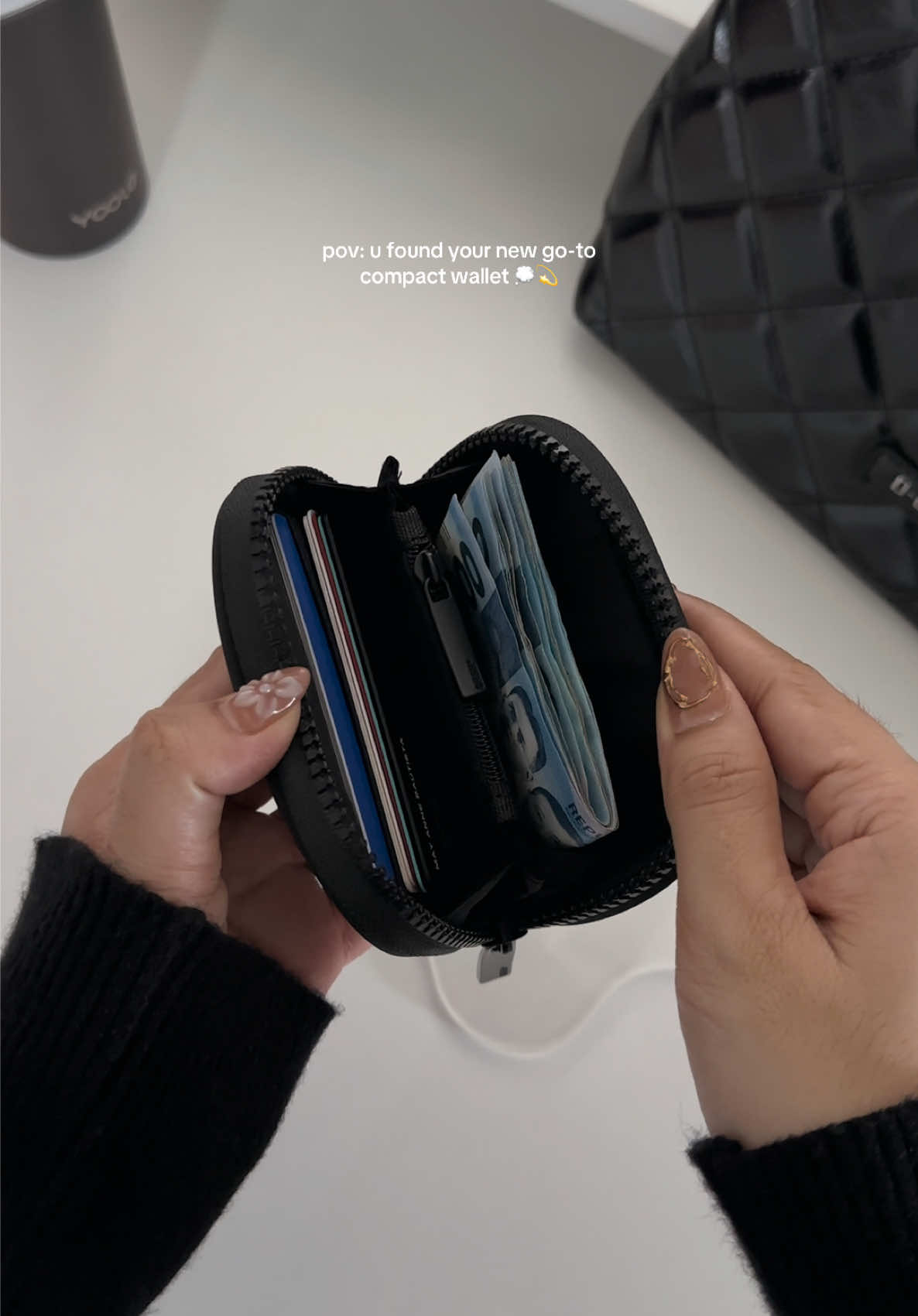 Replying to @Chaii 🥀 new fave compact wallet lately 💭🖤 perf for small bag girlies! ✨ #bashwallet #wallet #compactwallet #handwallet #wallettok 