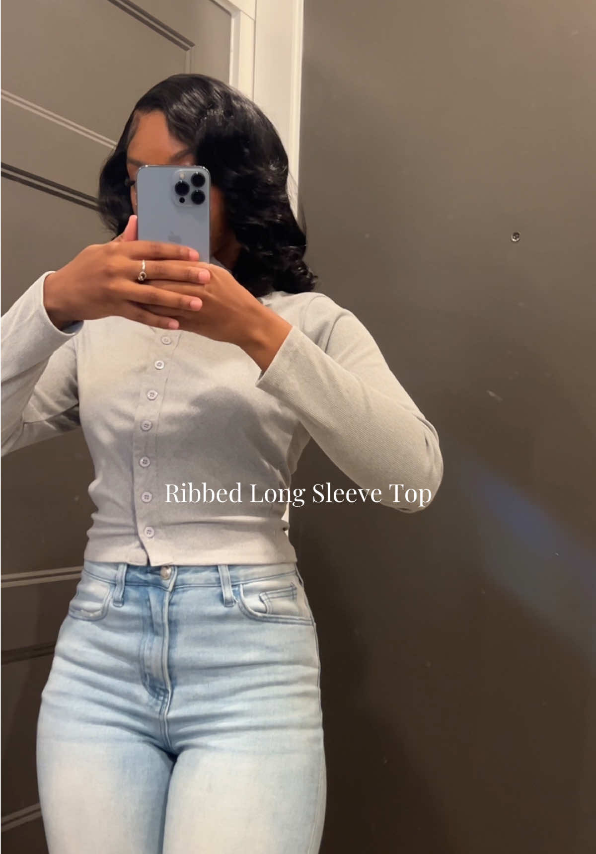 Perfect top for the fall szn 🩶🍂 #fallaesthetic #fallfashion #falloutfits #fyp #cuteoutfits 