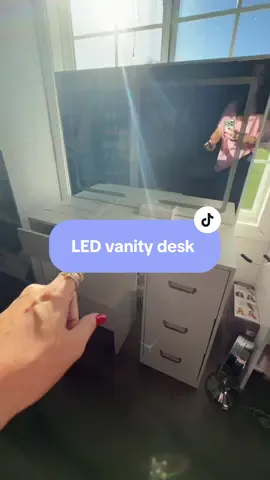 Vanity desk goals — bright lighting, tons of drawers, and the perfect setup for getting ready or filming content. #vanitydesk #makeupvanity #tiktokshopcreatorpicks 