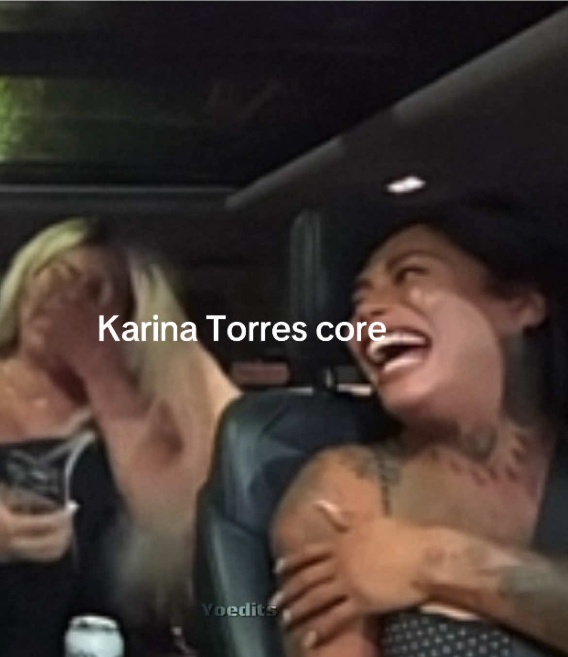Tamaño venti🗣️ #karinatorres #karinatorresoficial #lasperdidas #lasperdidasoficial #humor 