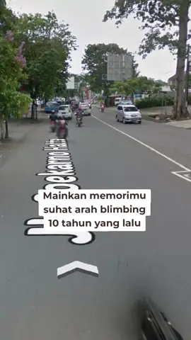 Suhat malang arah pasar blimbing, salah satu jalan yang sangat disayangkan  kenapa harus ditebang pohon di kanan kirinya, kalian punya kenangan apa disini! #malang #kotamalang #malang24jam #sekedarmemori #memori 