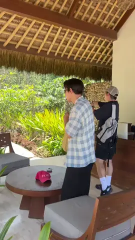 thank u for staying with us oppa😥😥 sampai jumpa lagi