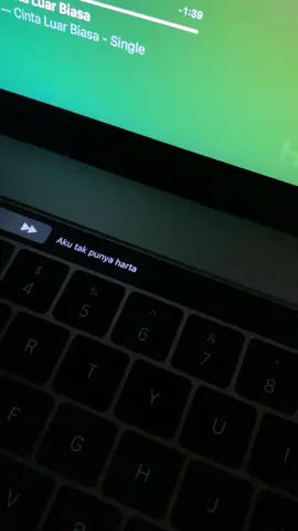 Cinta Luar Biasa | request klik bio #fyp #liriklagu #song #applemusic #admesh 