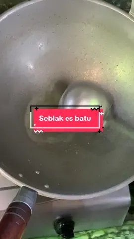 Tutorial membuat seblak es batu🤤🔥 Lokasi ds tlogoharum wedarijaksa  Jln juwana tayu ( depan warung kopi pak topo) / ex seblak boci juwana  Delevery grab seblak Bu har prasmanan WA 085385029364 Buka pukul 10.00- 21.00 wib #promoseruweekend #seblakprasmanan #seblakesbatu #fypシ゚viral🖤tiktok 