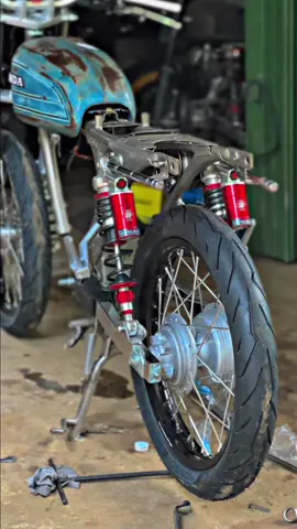 proses perakitan punya mas pariz blitar 👋 #cbdownsize #cbbladus #xyzbcafypシ #like 