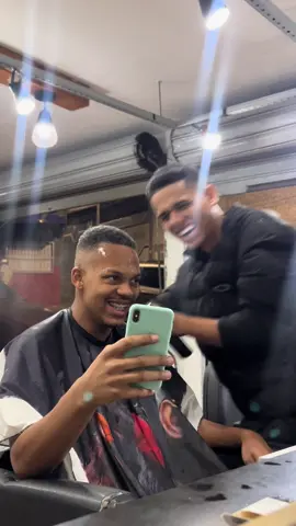 😂😂 . . .. . . . . . . . #explo #fyp #viral #barbe #barbershop 