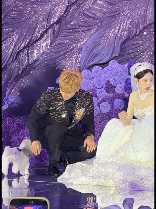 ချစ်ခရီးလမ်းသာယာ​ဖောင့်ဖြူးပါစေနော် 🥺🥰🥳  #tao #yiyang #exol #foreverexo #xzyabc 