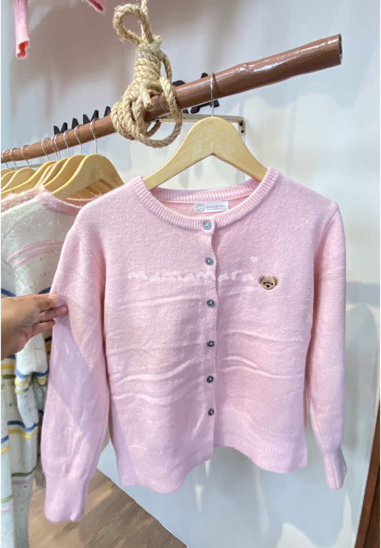Cardigan Rajut Tedy🎀🍓#promoseruweekend #koreanstyle #mamamara #fypシ゚ 