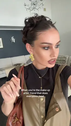 Love you guys 😘😘 #fyp #mua #friendship 