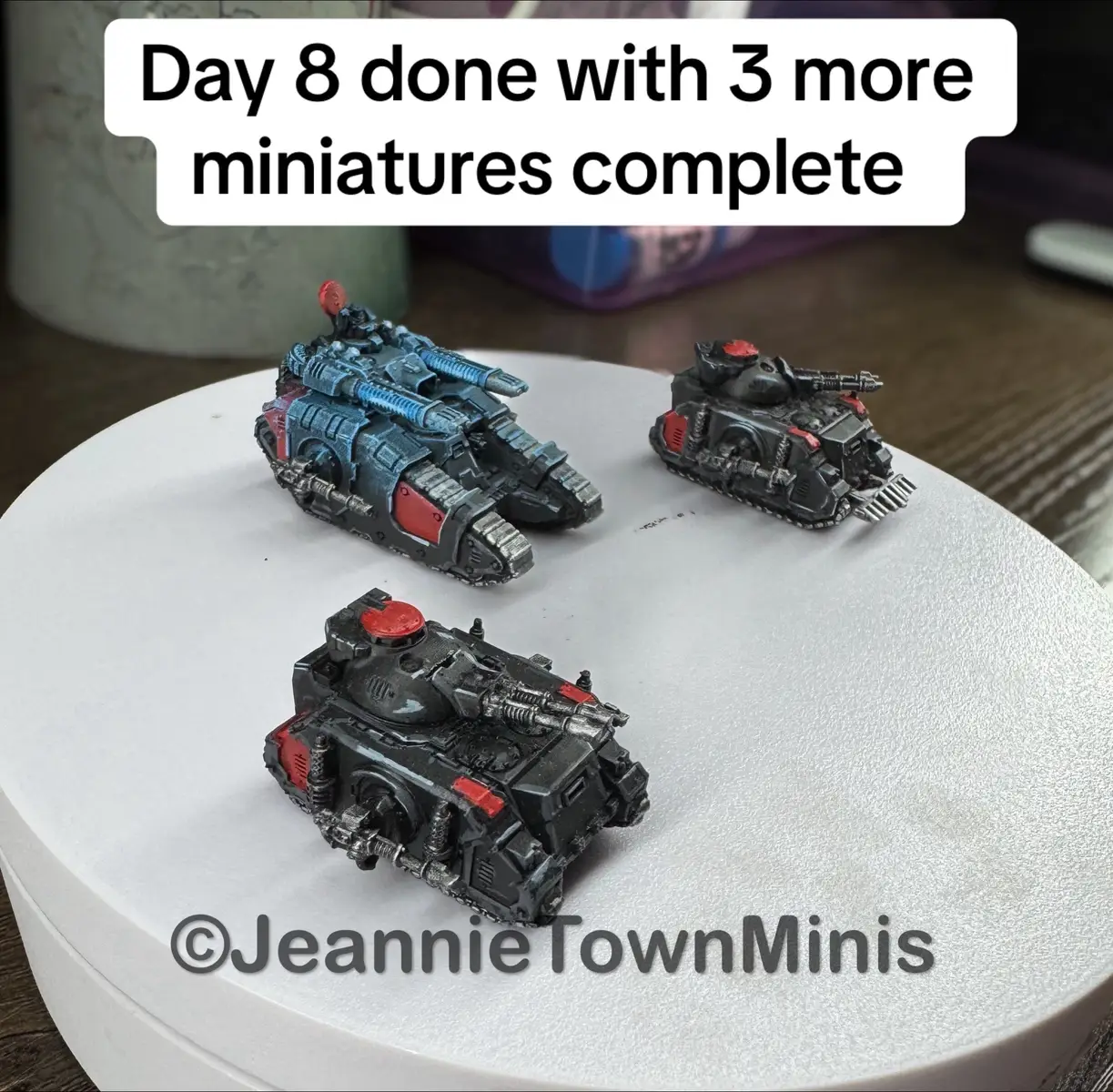 Day 8 of painting Warhammer miniatures. These miniatures are all done. Epic scale means quick painting miniatures! #warhammer #warhammer40k #warhammercommunity #minaiturepainting #miniature 