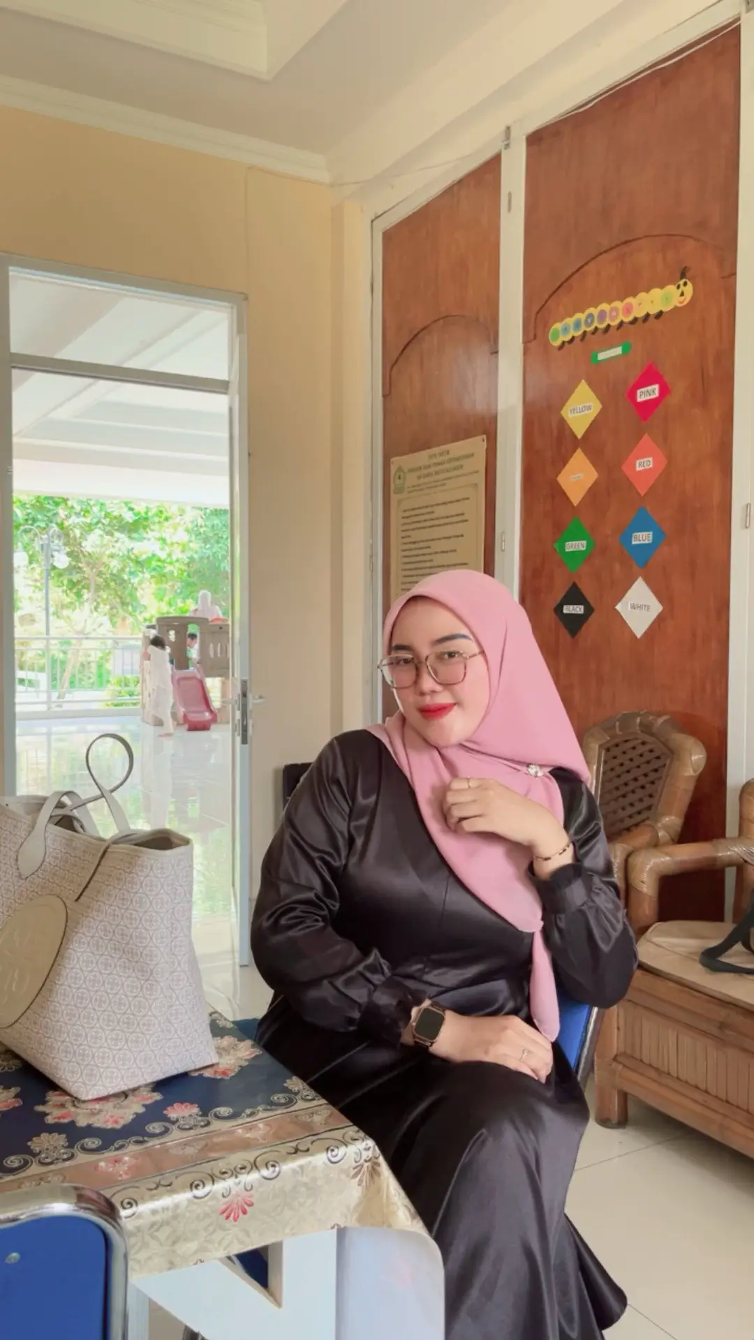 Selalu beri ruang keikhlasan, untuk menerima rasa sakit✨🥀 #fyp #soundviral #gurumuda #guruhitssss #buguru 