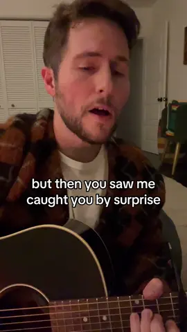 taught myself a new song tonight #theweeknd #coversong #acoustic #guitar 