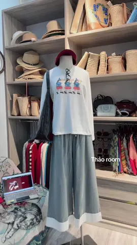 Có sẳn tại shop e ạ 🎊  THẢO room  🎊                                                                       📍 : 80:Trần Nguyên Hãn, Mỹ Long, Long Xuyên, AG                                                                                                                                                                                                                                                        ⏰: Giờ mở cửa: 09h - 21h hàng ngày                                                    ✅: Ghé page để xem hàng mới mỗi ngày nha nàng                      🌐: https://www.facebook.com/chuthaolx                                                                                                                                                                                                                                                                               ______Thanks for choosing us_______ #quangchaucaocappp #xuhuong