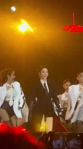 It's so beautiful, my queen💛🌻#fayeperaya #faye 