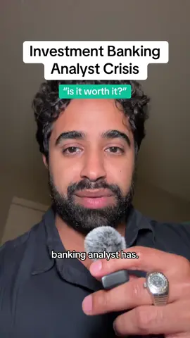Every single investment banker and management consultant questions if the job is even worth it. You’re quite literally giving up everything for a few hundred thousand dollars this year and three hundred thousand next… In the present, it might seem like you’re losing your sanity and it’s totally not worth. But after you get your first bonus your whole perspective changes and you’re looking forward to your second. Keep an eye on the long term #investmentbanking #privateequity #careerxl #financemajortips