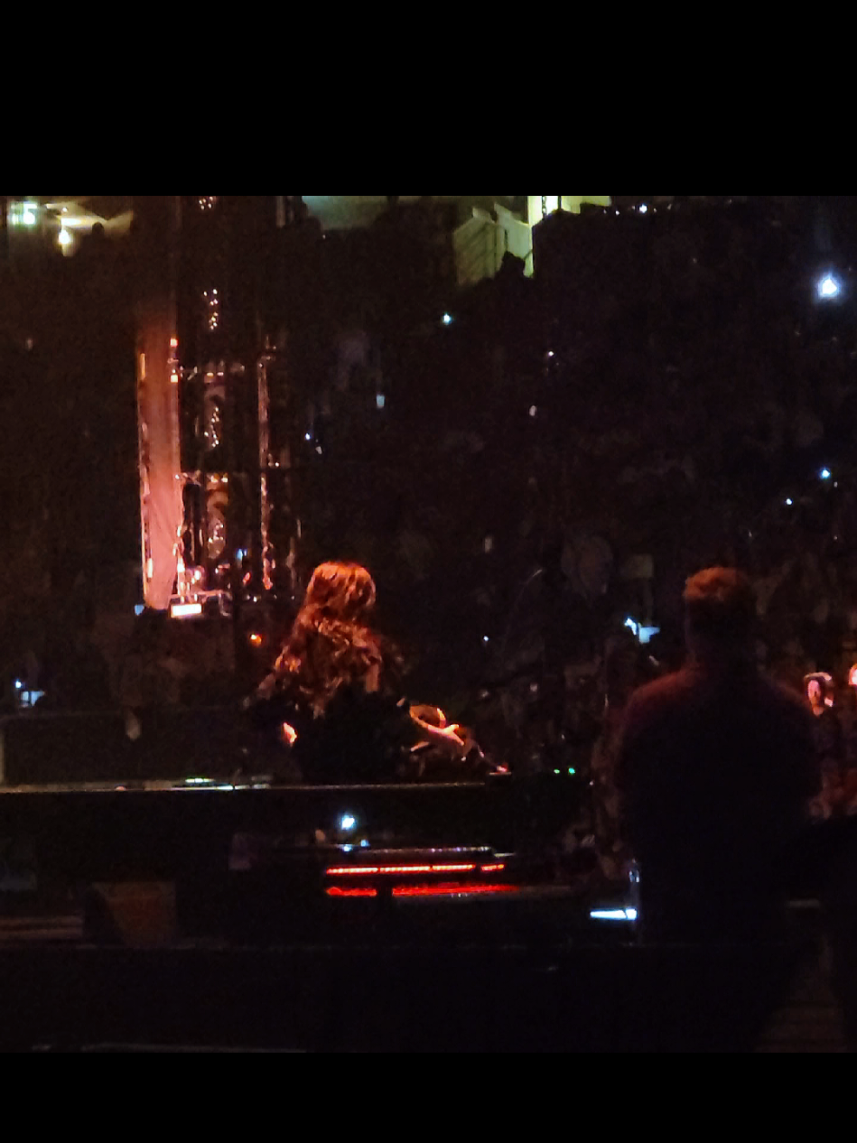 #lenovocenter #billieeilishandyoungmiko #billieeilishfan ##billieeilishedits #billieeilishconcert