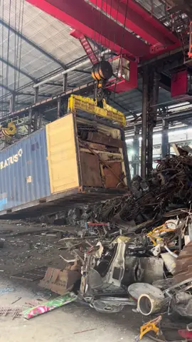 Wa : 082340201010 Pengiriman langsung ke pabrik Harga juga langsung dari pabrik Sistem timbang bayar amanah #besi #besitua #scrap #pabrikbesi #supplier 