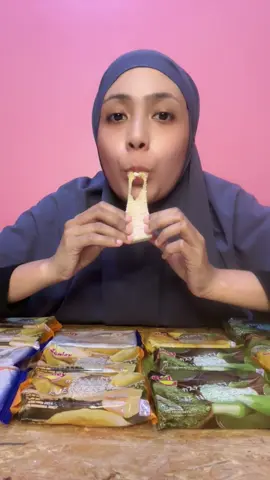 mochi cake rasa baru yang unik #conleyshop #kueNAGASAKI #snackkekinian #lezatsomalia 