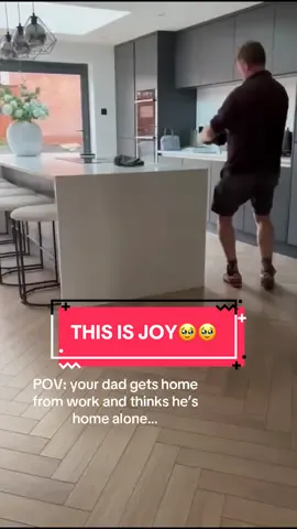 Pure joy 🥹 [via TikTok/ @Natasha 🌷] 