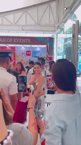 From gold to black and white, and now shining in silver outfit!  NOELbAZaar HOLIDAY KICKOFF #AzMartinez #NoelBazaar2025 #NoelBazaar #fyp @AZ Martinez @GMA News @Bing @GMA Network @Sparkle GMA Artist Center @Noel Bazaar  