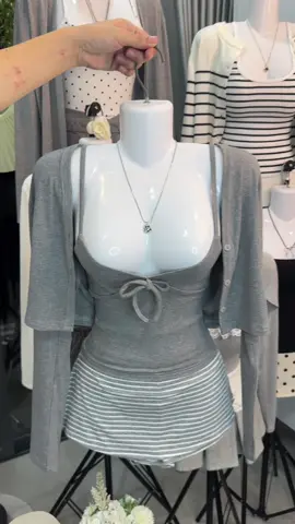 Xinhb toá #BongBong #aocardigan #viral #xhuong 