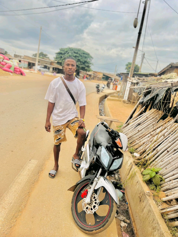#adoptme #viraltiktok #liveforthechallenge #viral #exo 