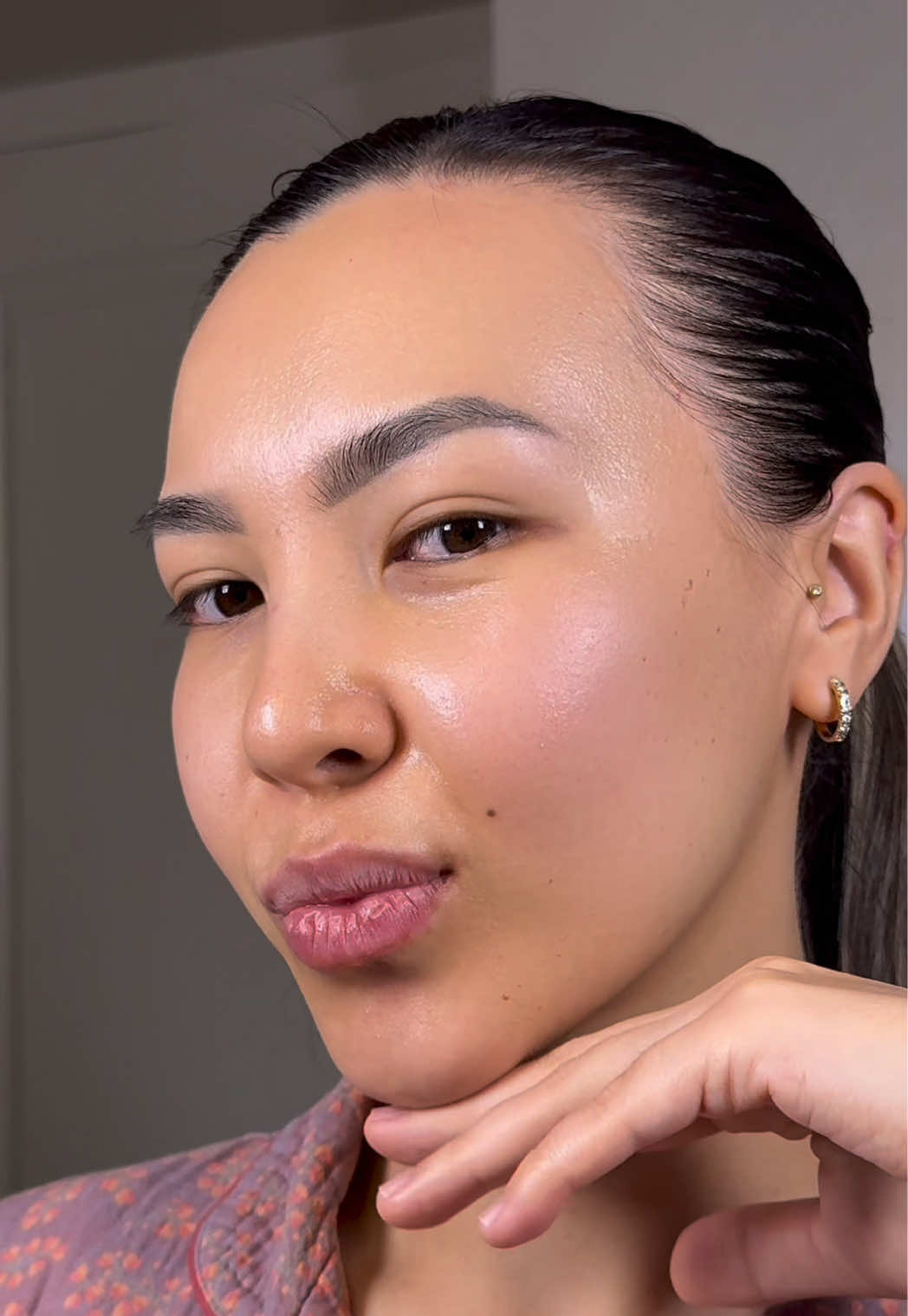 This acne spot out serum helped fade breakouts and marks so fast 😍 I used it for a few days and saw the difference — clearer, more even skin every day 💛 @PURITO SEOUL  #Purito #Acne #Acneserum #azelaicacid #Koreanskincare