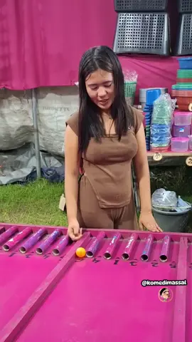 Permainan Bola Gelinding Dipasar Malam....  #pasarmalam 