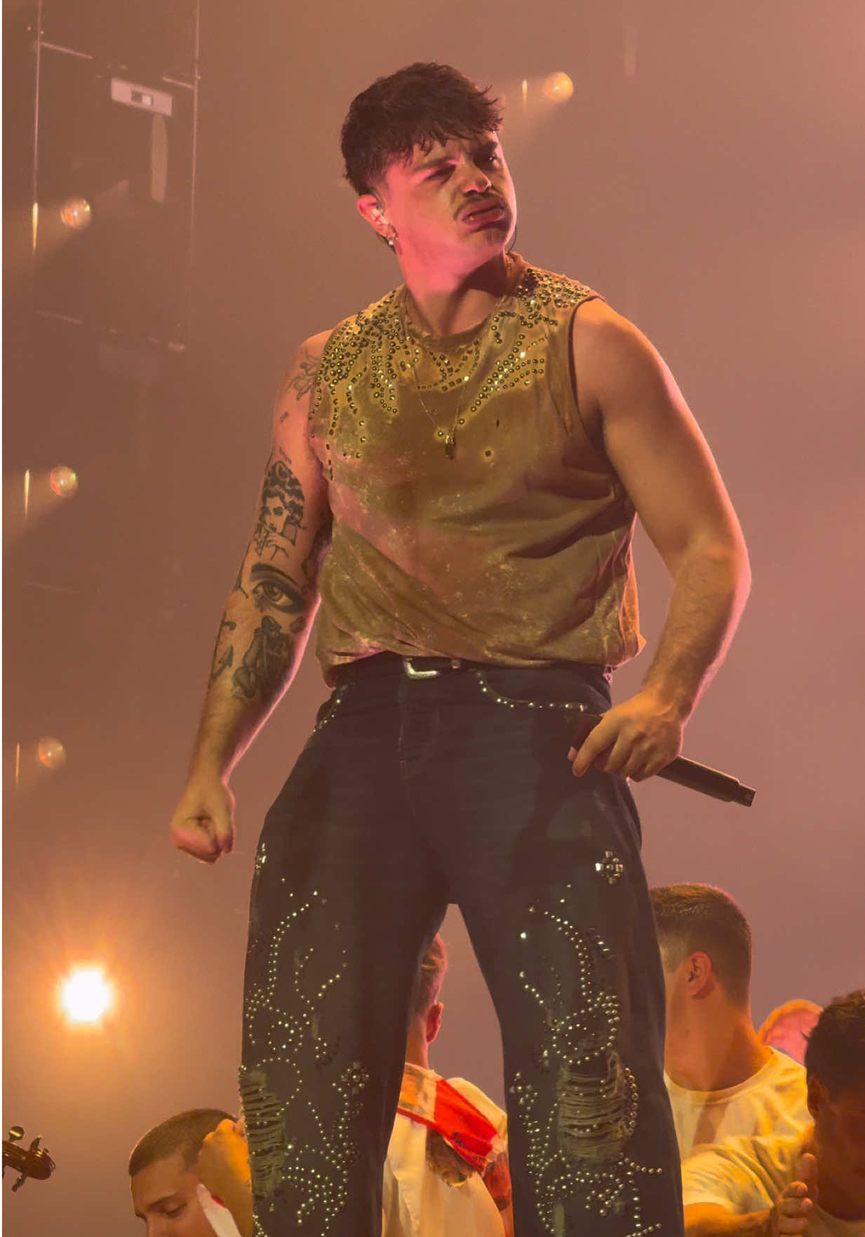 Depresso Fortunato 🤞🏻 @Olly @OllyFanChannel  #olly #sanremo2025 #concerto #live #tour 