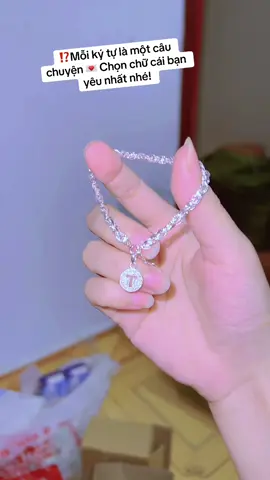 Mỗi ký tự là một câu chuyện 💌 Chọn chữ cái bạn yêu nhất nhé!#lactaychucai #bacta #laccharm 