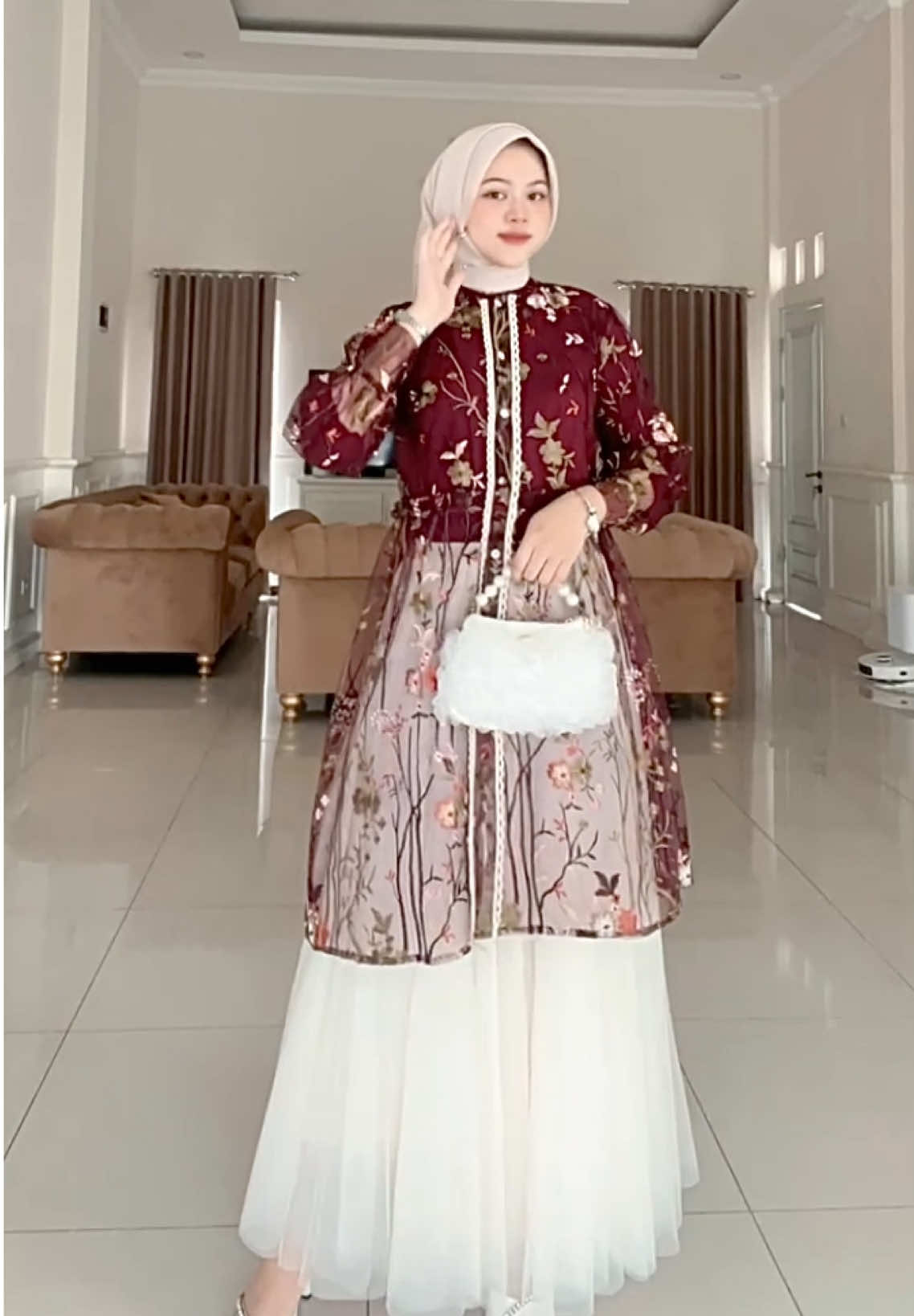 Cantik betull!?😍✨🤏🏻#promoseruweekend #outfitbymegaid #tuniklebaran #lebaran2026 #fyp 
