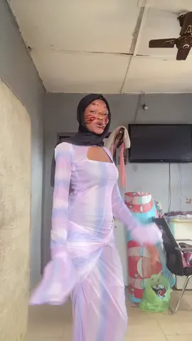 Na this song put me for trouble that year #stlyebyfeyi #feyiissofine #OOTD #dresses 