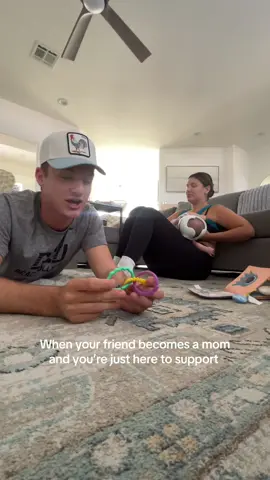 Dash is getting tired of hearing uncle Kannon yap @Koral #guncle #breastfeeding #friends #babyfever 