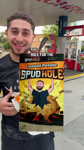 Not even sponsored 😑😂@Mahmoud Ismail #food #spud #butterchicken #fyp #viral 