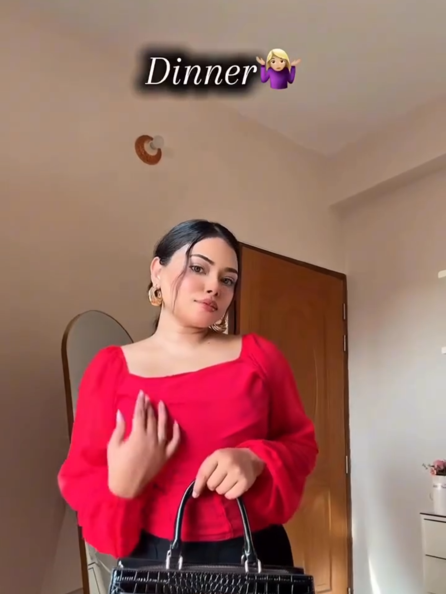 7 looks, same bag, and still stealing the show. #foryou #foryourpage #bagreels #collaboration #pr #foryoureelsvideo #makeup #fashion #fashionphotography #bag #bags #tranding #trandingvideo #ladiesbag #qualityineverydesign #PatcheeMoments #grabyourfavouriteone❤️❤️ #thepatcheebd #shopnow🛍 #foryoupage