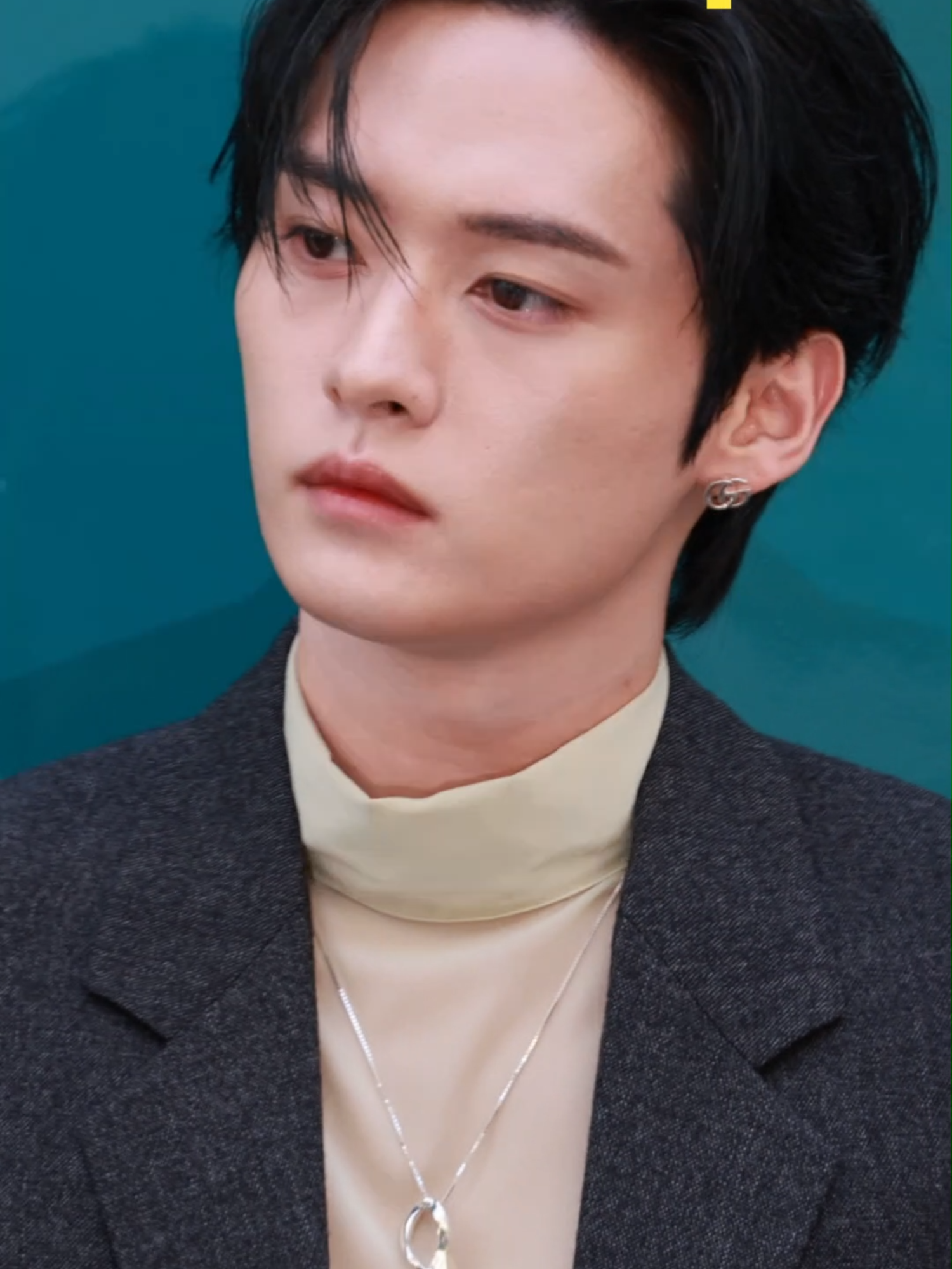 If Gucci were human, it’d be LEEKNOW💫 LEE KNOW’s presence alone costs more than the outfit. Luxury follows wherever he walks🔥 #LEEKNOW #STAYKIDS #SKZ #리노