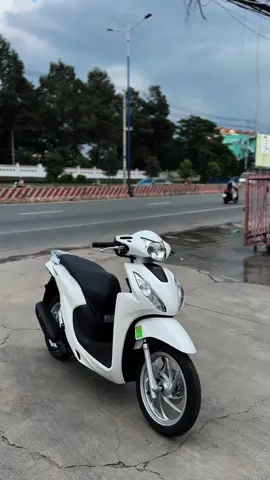 📌 Vision màu trắng giá 30.900.000đ // ✅Hỗ trợ trả góp 0 đồng // 🎁Combo quà tặng 7tr5 🎁 // ☎️Liên hệ : 034..9966..404 (Trường) hỗ trợ vấn #vision #vision2025 #visiondokiengdep #xedovietnam #xemaygiarebinhduong 